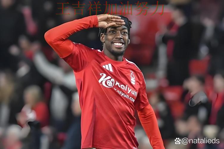 阿森纳在世界杯预选赛中绝杀取胜点燃全场气氛 使竞争形势愈发激烈 阿森纳在世界杯预选赛中绝杀取胜点燃全场气氛 使竞争形势愈发激烈